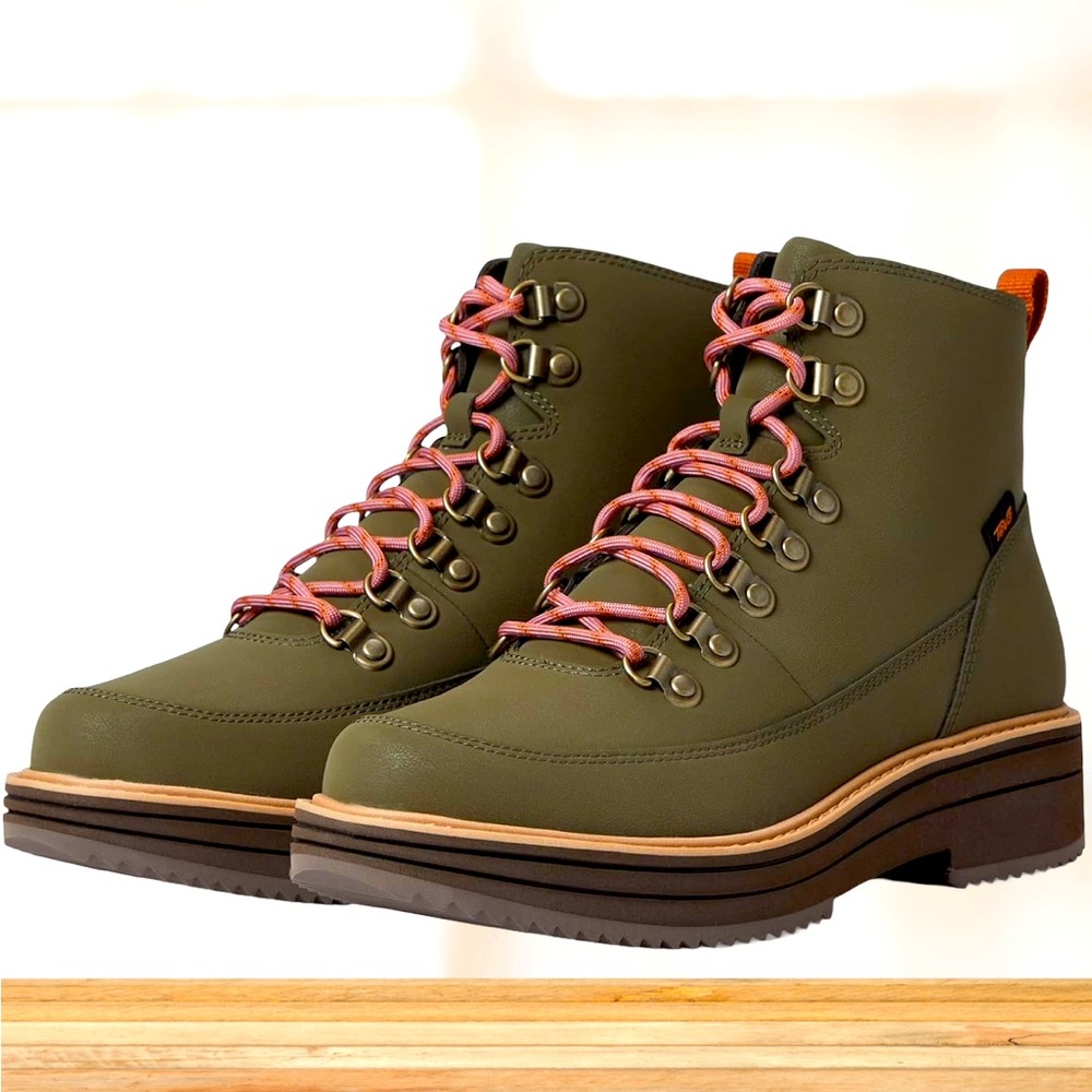 Teva Midform Boot, Olive Green, size 8 NWOT Eco friendly